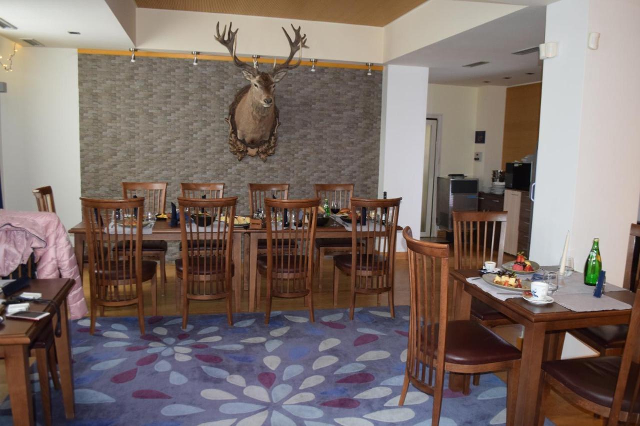 The Lodge Hotel Borovets Exterior photo