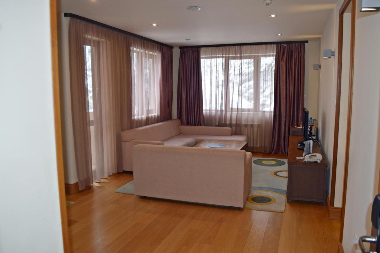The Lodge Hotel Borovets Exterior photo